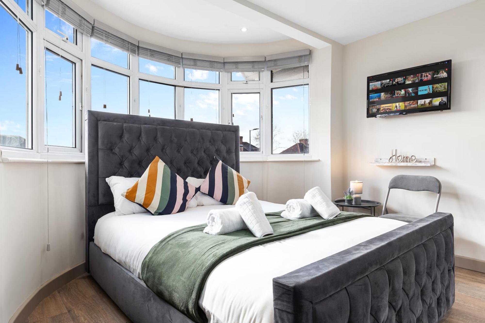 Serviced Ensuite Modern Studio - Sleeps 2 - Near Wembley Stadium - Good Transport Link To Central London - Harrow Ha3 Hatch End المظهر الخارجي الصورة